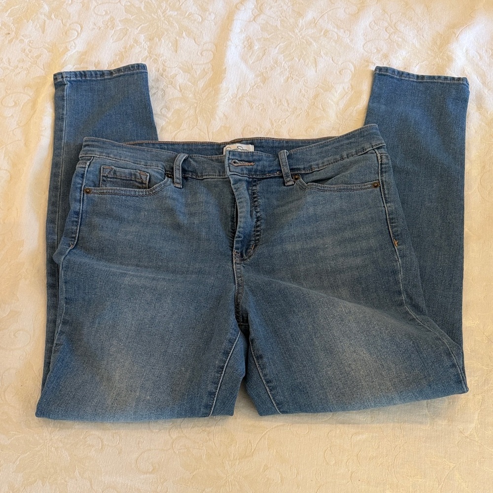 Jessica Simpson Medium Blue Skinny Jeans